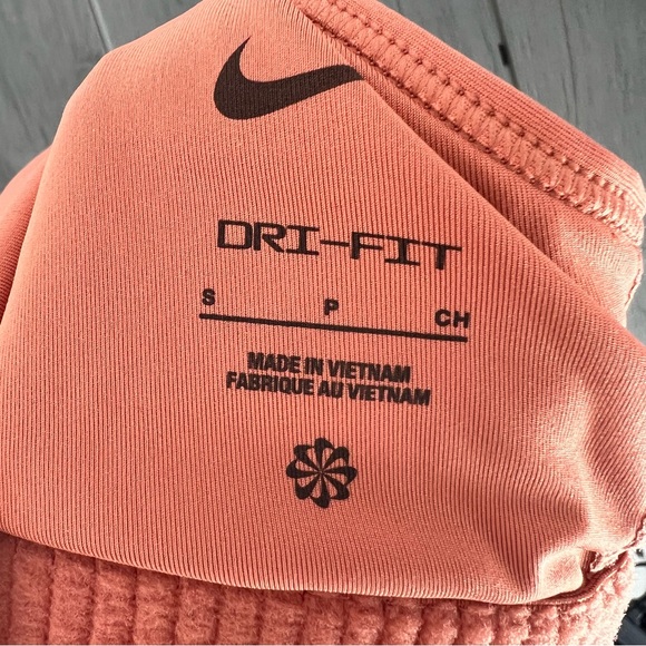 Nike dry-fit sports bra small peach - Picture 5 of 5